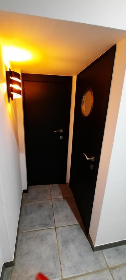 Nez Sur La Croisette. Apartment Dinant Bagian luar foto
