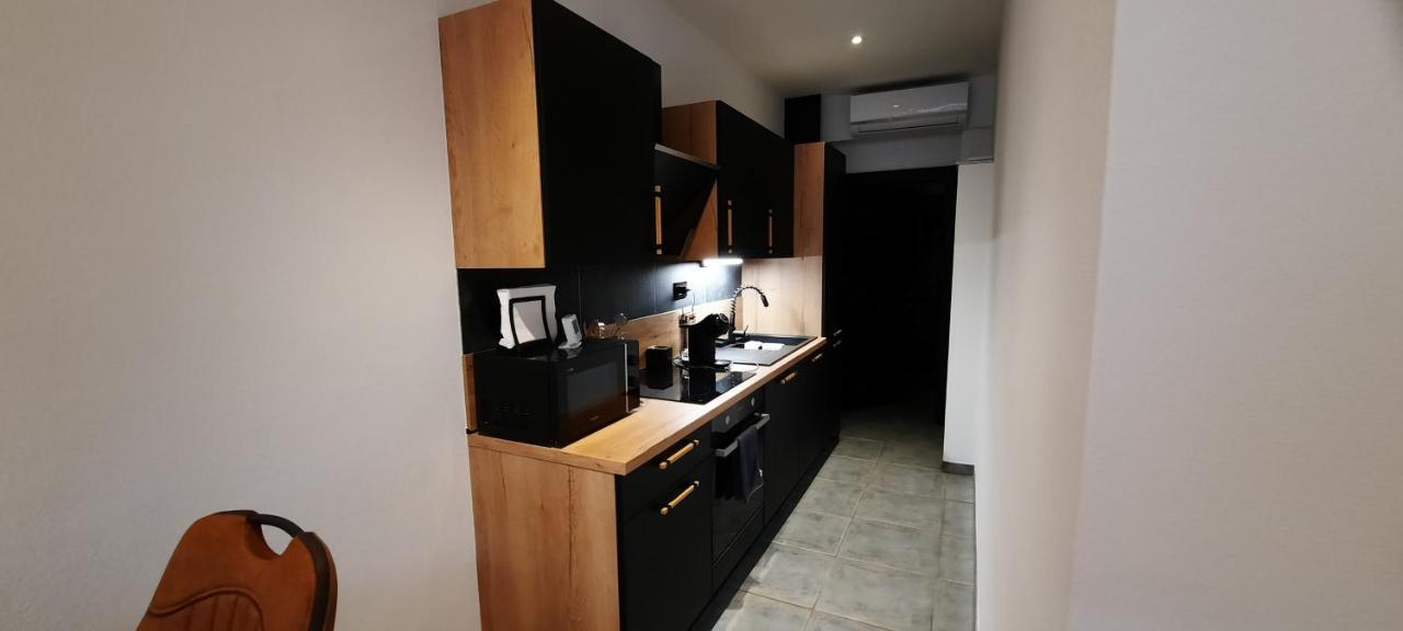 Nez Sur La Croisette. Apartment Dinant Bagian luar foto