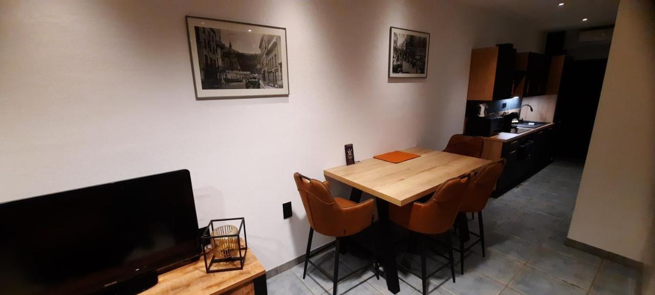 Nez Sur La Croisette. Apartment Dinant Bagian luar foto