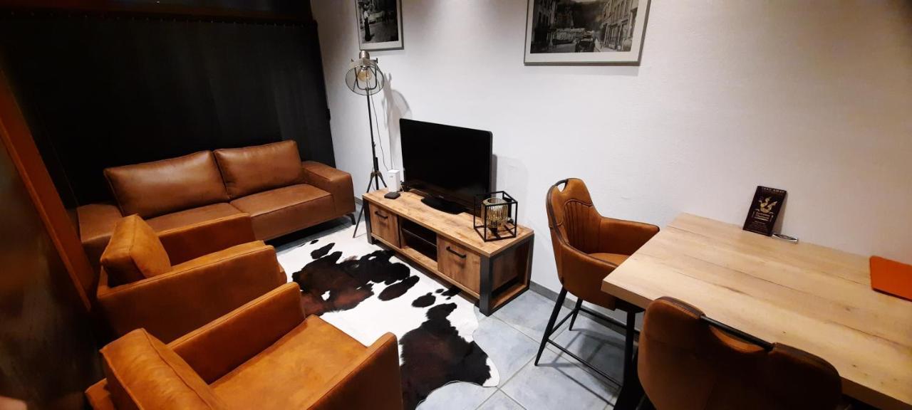 Nez Sur La Croisette. Apartment Dinant Bagian luar foto