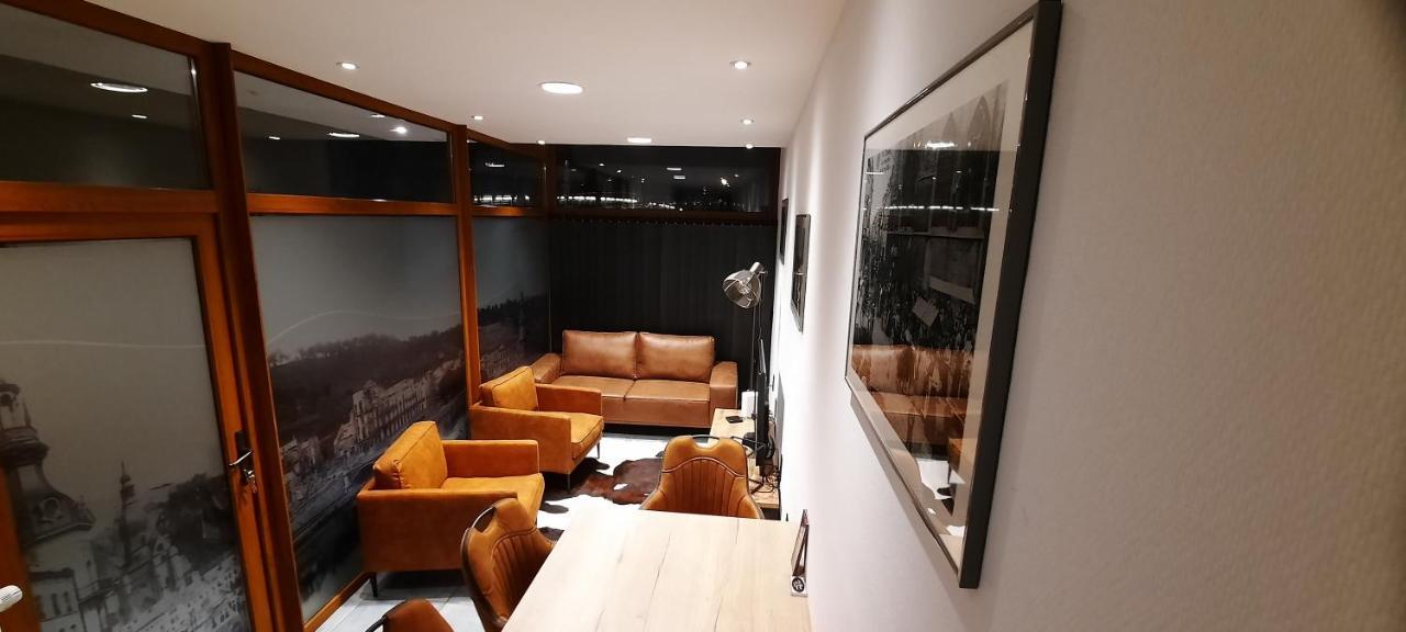 Nez Sur La Croisette. Apartment Dinant Bagian luar foto