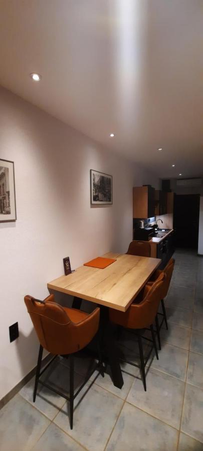 Nez Sur La Croisette. Apartment Dinant Bagian luar foto