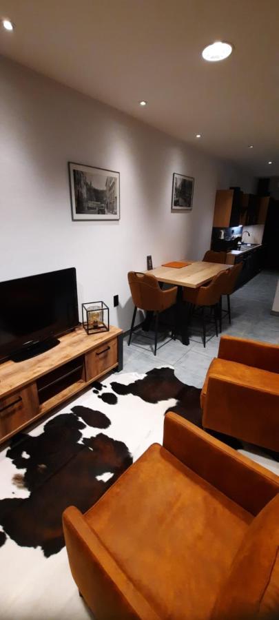 Nez Sur La Croisette. Apartment Dinant Bagian luar foto